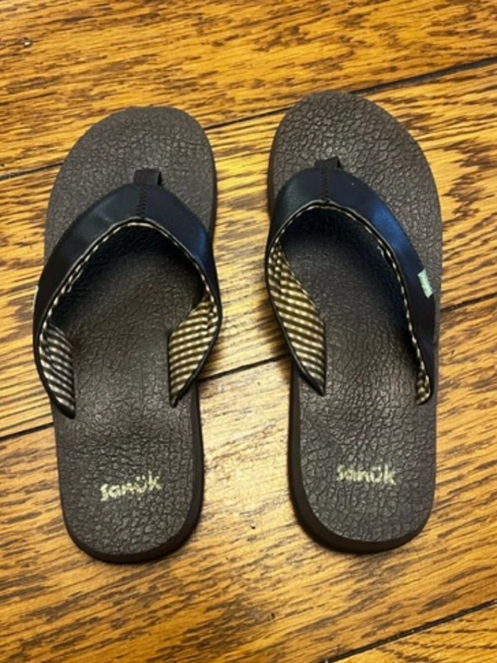 Women's Sanuk Flip Flop Sandals, Brown, Soft footbed, Size 7, Excellent Con!